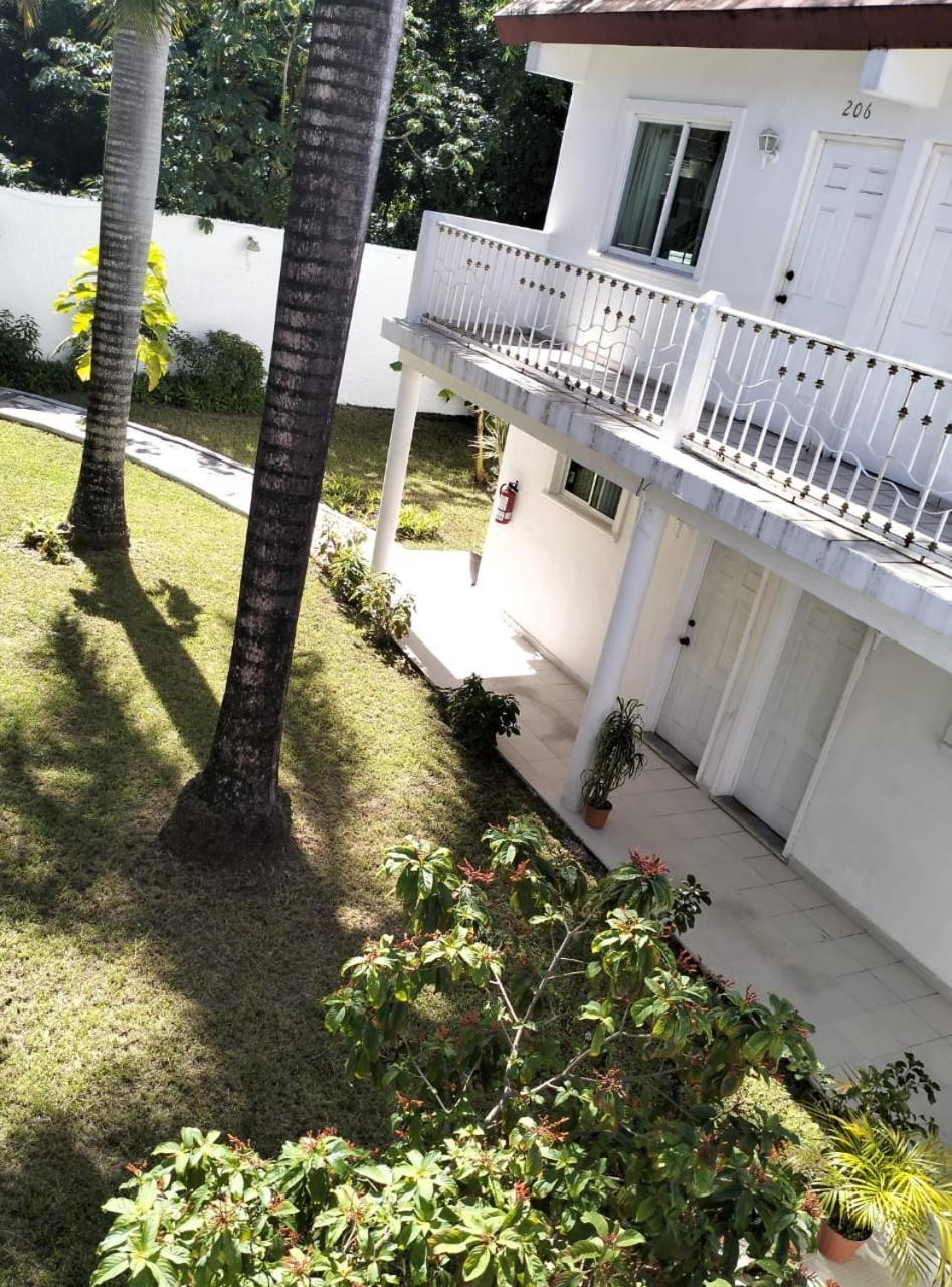 Hotel Dos Mundos, Isla كوزوميل المظهر الخارجي الصورة